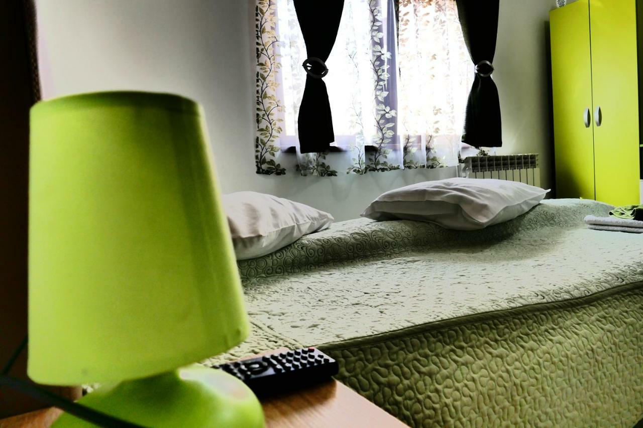 Pensiunea Roua Florilor Hotel Anina Ngoại thất bức ảnh